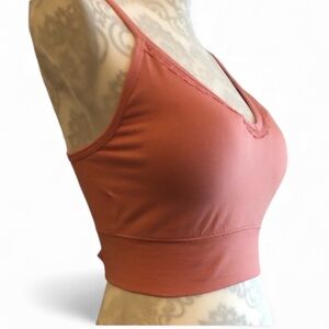 Laura Ashley Wireless Sports Bra Top Size 1X Orange Peach Removable Padding EUC